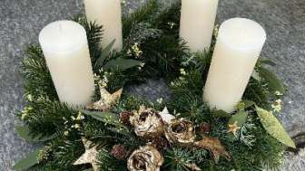 Adventskranz gestalten