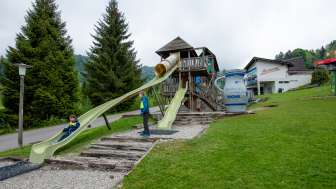 Spielplatz mit Kassenhaus