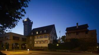 Aussenansicht bei Nacht