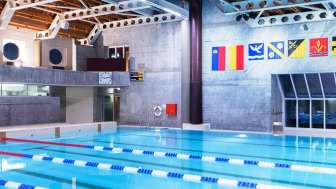 Schwimmbecken