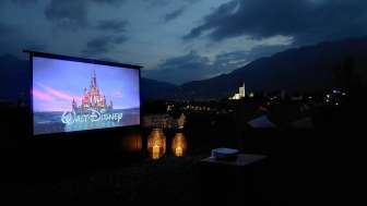 Filmabend im Garten der Herzli-Suite