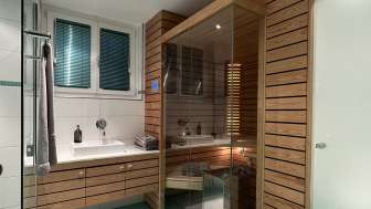 Badezimmer mit Sauna