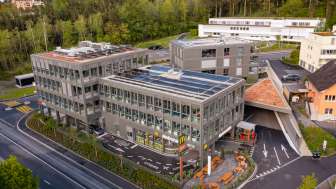 Aufnahme von oben des McDonald's Vaduz - Gebäudes
