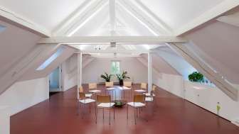 Tend mit Stuhlkreis Seminarzentrum Stein Egerta