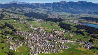 Luftbild nach Osten Eschenbach