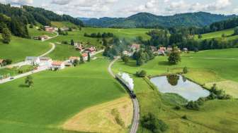 Neuthal mit Blick auf die Dampfbahn