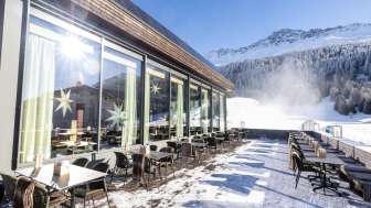78 - Valbella Resort Fastatsch Terrasse05.12.2024_
