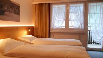 Doppelzimmer mit Bal