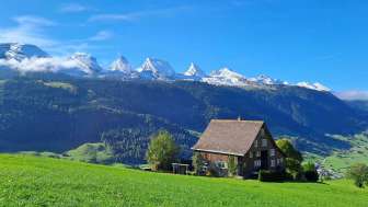 Exklusiver Platz nur für euch mit fantastischer Aussicht in die Churfirsten.