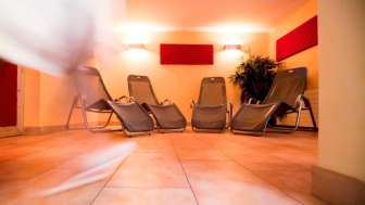 Wellnessbereich mit Sauna, Dampfbad und Ruheraum