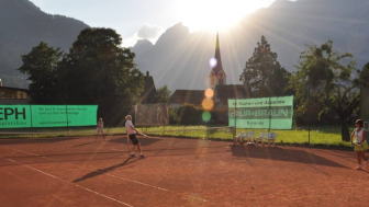 Tennisplatz