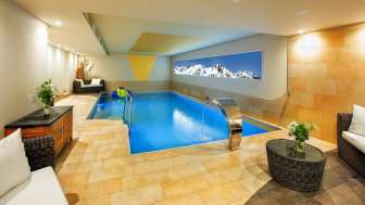 Hallenbad im Hotel Turna