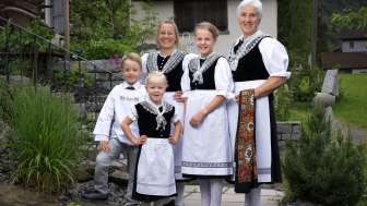 8   Trachten Glarus 26