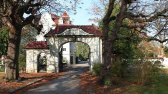 Dufourschloss Einfriedung