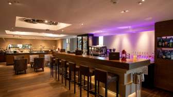 Ustaria Bar