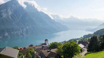 Obstalden über dem Walensee
