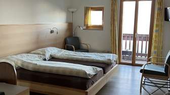 Doppelzimmer mit Balkon im Hotel Kulm