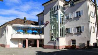 Aussenansicht Hotel Schweizerhof in Mels
