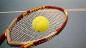 Tennishalle