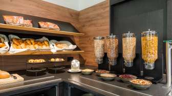 Abwechslungsreiches Frühstücksbuffet im B&B Hotel Liechtenstein-Eschen