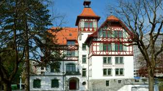 Die Ostfassade der Militärkantine